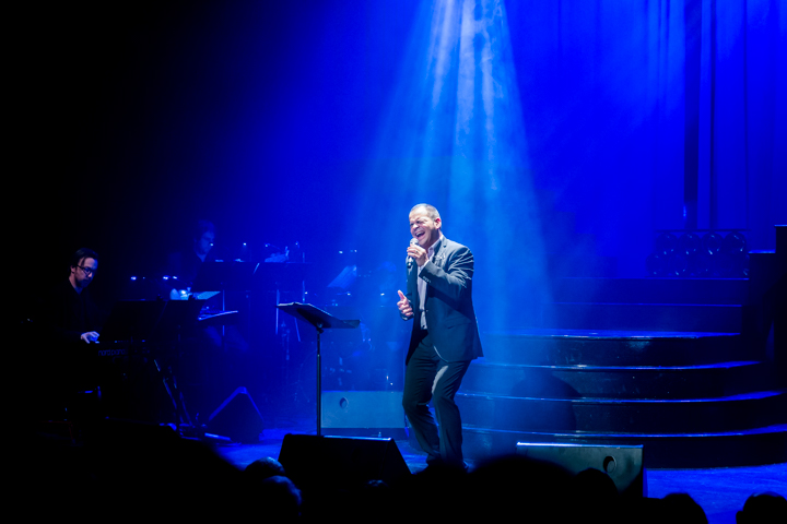 Hotel Vocal - Jubileumshow @ Fakkelteater te Antwerpen, picture 23, photographed by Guy Danneels - FrontView Magazine
