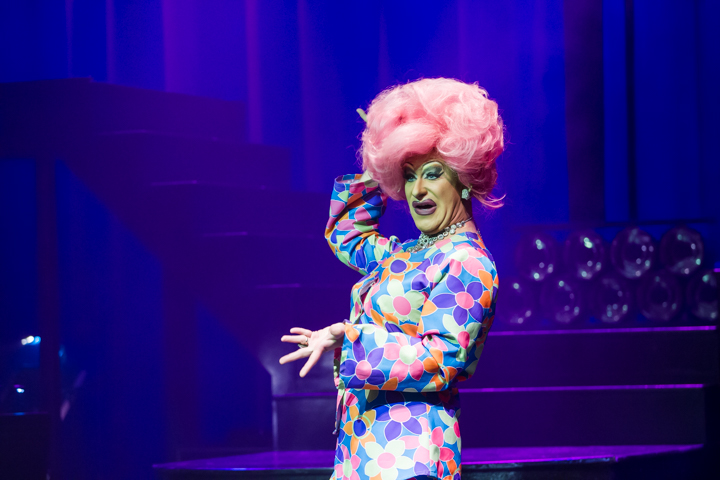 Hotel Vocal - Jubileumshow @ Fakkelteater te Antwerpen, picture 30, photographed by Guy Danneels - FrontView Magazine