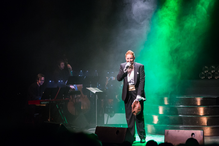 Hotel Vocal - Jubileumshow @ Fakkelteater te Antwerpen, picture 46, photographed by Guy Danneels - FrontView Magazine