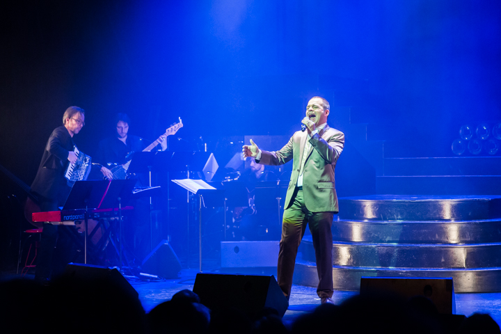 Hotel Vocal - Jubileumshow @ Fakkelteater te Antwerpen, picture 50, photographed by Guy Danneels - FrontView Magazine