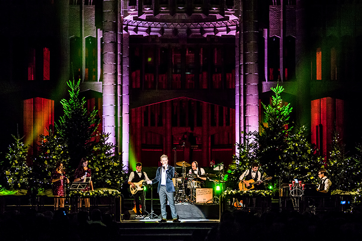 Christoff & Lindsay: Happy Christmas @ Basiliek van Koekelberg, picture 3, photographed by Elke Briers - FrontView Magazine