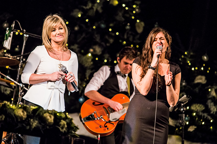 Christoff & Lindsay: Happy Christmas @ Basiliek van Koekelberg, picture 20, photographed by Elke Briers - FrontView Magazine