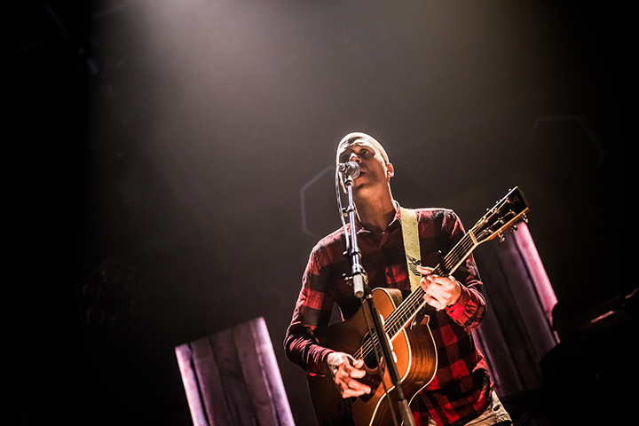 Music for Life 2014: Milow @ The Flame, foto 14, foto's door Elke Briers - FrontView Magazine
