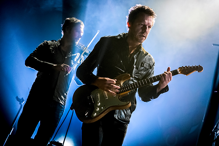Music for Life 2014: dEUS @ The Flame, foto 1, foto's door Elke Briers - FrontView Magazine