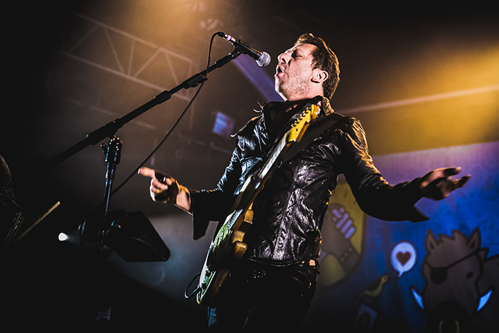 Music for Life 2014: dEUS @ The Flame, foto 21, foto's door Elke Briers - FrontView Magazine
