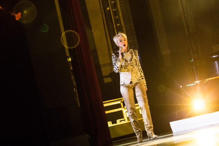 Dana Winner @ Ethias Theater, foto 10, foto's door Dorien Goetschalckx - FrontView Magazine