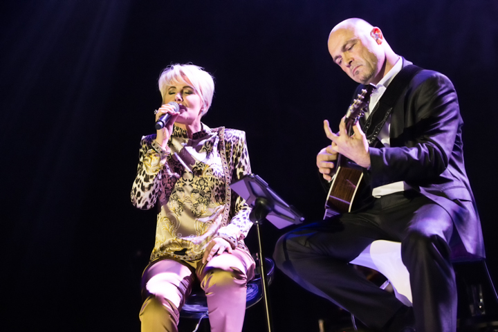Dana Winner @ Ethias Theater, foto 12, foto's door Dorien Goetschalckx - FrontView Magazine