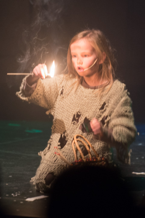Het ijskristal van Snowakije Fakkelteater - Rode Zaal, foto 33, foto's door Goele Bormans - FrontView Magazine