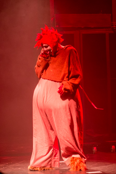 Het ijskristal van Snowakije Fakkelteater - Rode Zaal, foto 52, foto's door Goele Bormans - FrontView Magazine