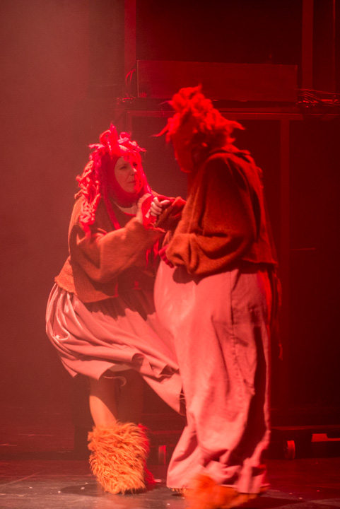 Het ijskristal van Snowakije Fakkelteater - Rode Zaal, foto 53, foto's door Goele Bormans - FrontView Magazine