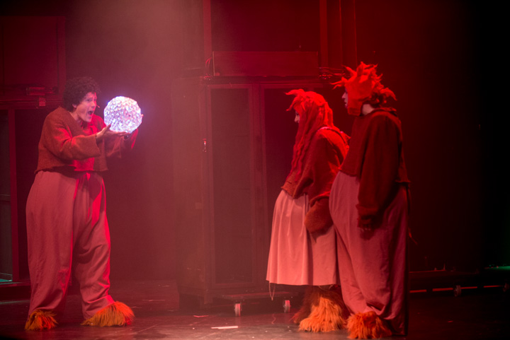 Het ijskristal van Snowakije Fakkelteater - Rode Zaal, foto 54, foto's door Goele Bormans - FrontView Magazine