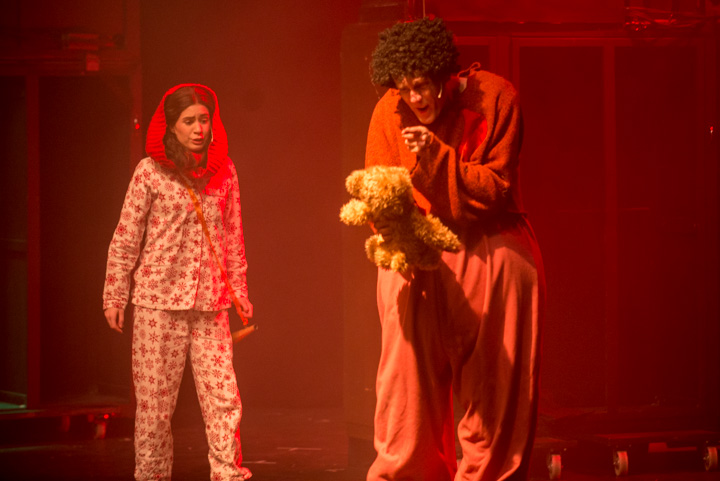 Het ijskristal van Snowakije Fakkelteater - Rode Zaal, foto 56, foto's door Goele Bormans - FrontView Magazine
