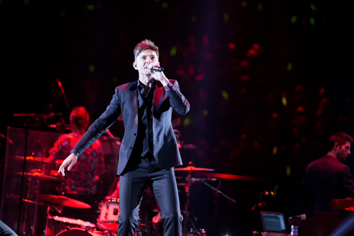 Clouseau @ Sportpaleis, picture 1, photographed by Dorien Goetschalckx - FrontView Magazine