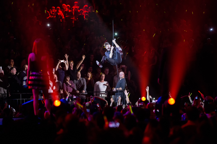 Clouseau @ Sportpaleis, picture 14, photographed by Dorien Goetschalckx - FrontView Magazine