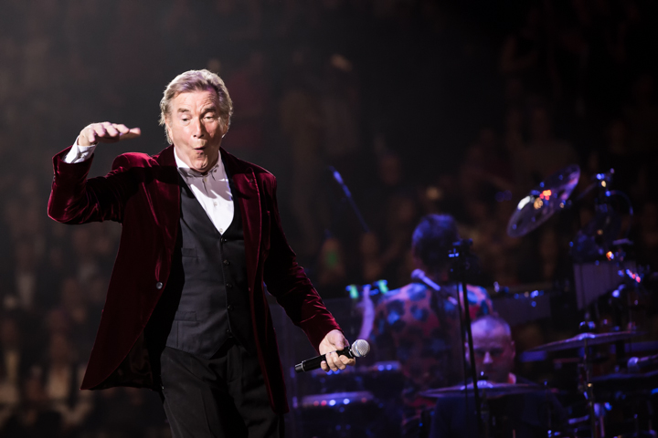 Clouseau @ Sportpaleis, picture 16, photographed by Dorien Goetschalckx - FrontView Magazine