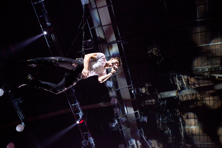 Clouseau @ Sportpaleis, picture 19, photographed by Dorien Goetschalckx - FrontView Magazine