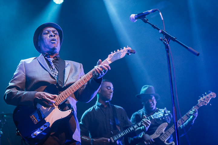 Booker T. Jones - Support Act Steven De bruyn @ Het Depot, picture 16, photographed by Jan van Hecke - FrontView Magazine