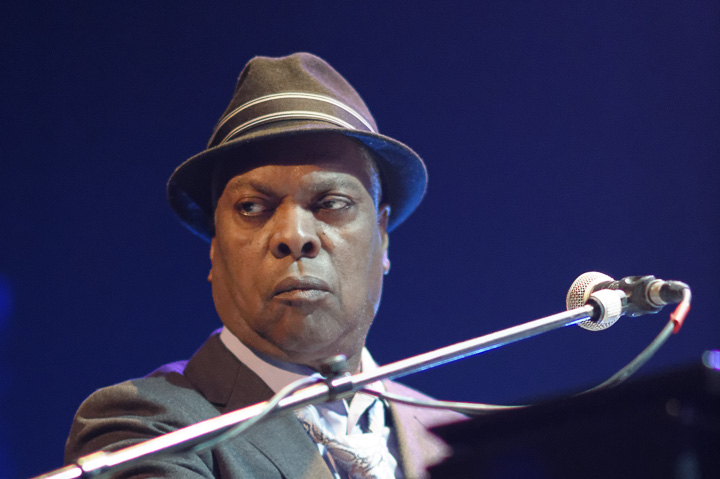 Booker T Jones @ de roma, picture 12, photographed by Steven Stausens - FrontView Magazine