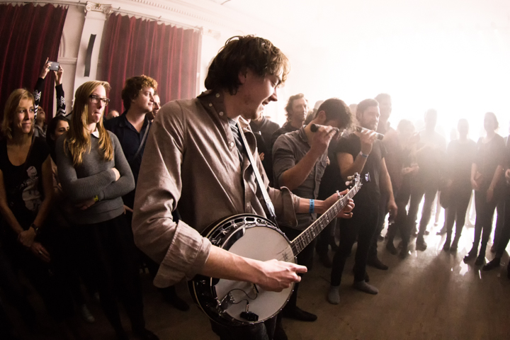 Geppetto & The Whales @ De Casino, picture 5, photographed by Dorien Goetschalckx - FrontView Magazine