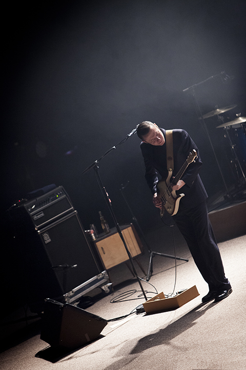 Hooverphonic @ C-Mine, picture 4, photographed by Kristof Hayen - FrontView Magazine