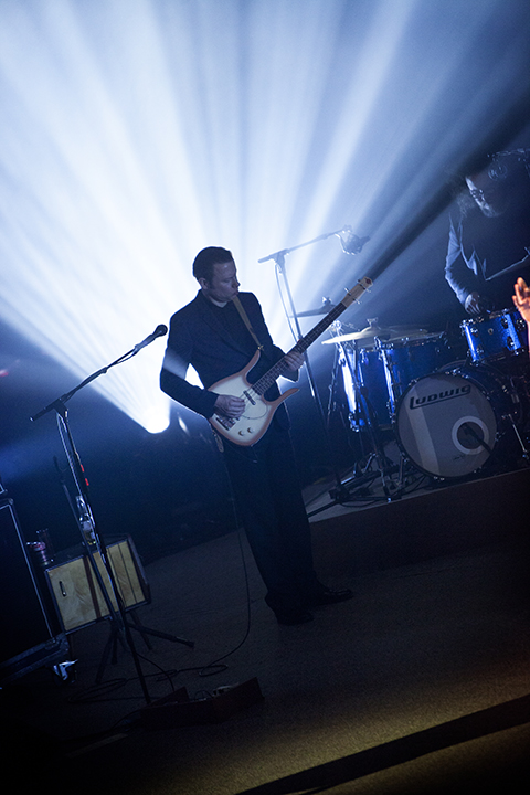 Hooverphonic @ C-Mine, picture 15, photographed by Kristof Hayen - FrontView Magazine