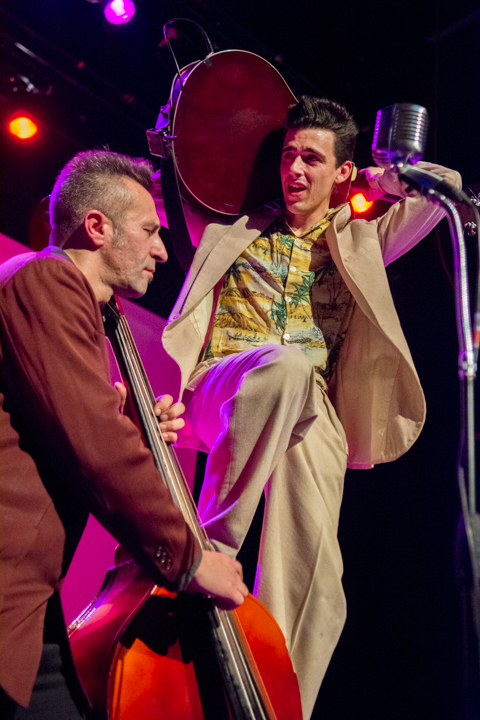 Radio Modern - Howlin’ Lou and His Whip Lovers @ De Warande, picture 53, photographed by Erwin Evrard - FrontView Magazine