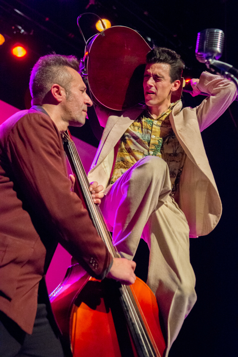 Radio Modern - Howlin’ Lou and His Whip Lovers @ De Warande, picture 54, photographed by Erwin Evrard - FrontView Magazine