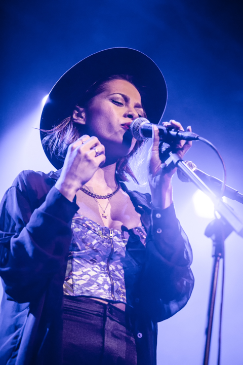 Jerusa @ 013, picture 2, photographed by Dorien Goetschalckx - FrontView Magazine