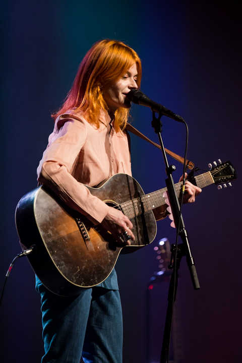 Axelle Red @ De Warande, picture 10, photographed by Dorien Goetschalckx - FrontView Magazine