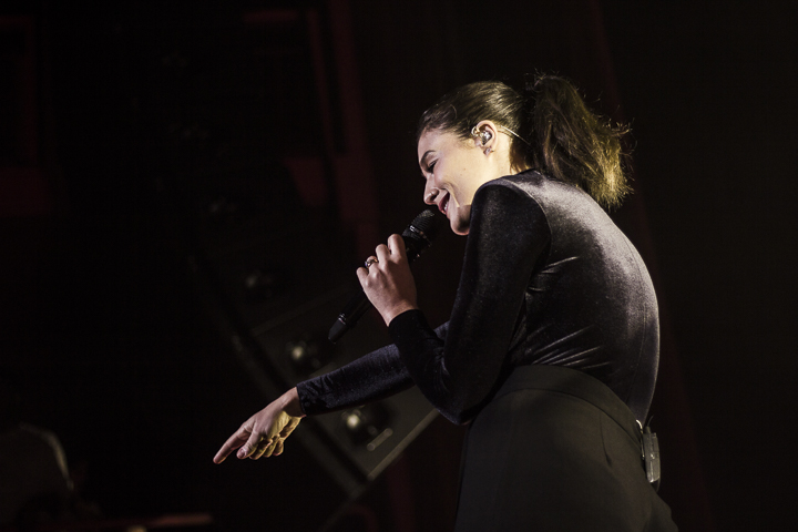 Jessie Ware @ Ancienne Belgique, foto 12, foto's door Geert Pieters - FrontView Magazine