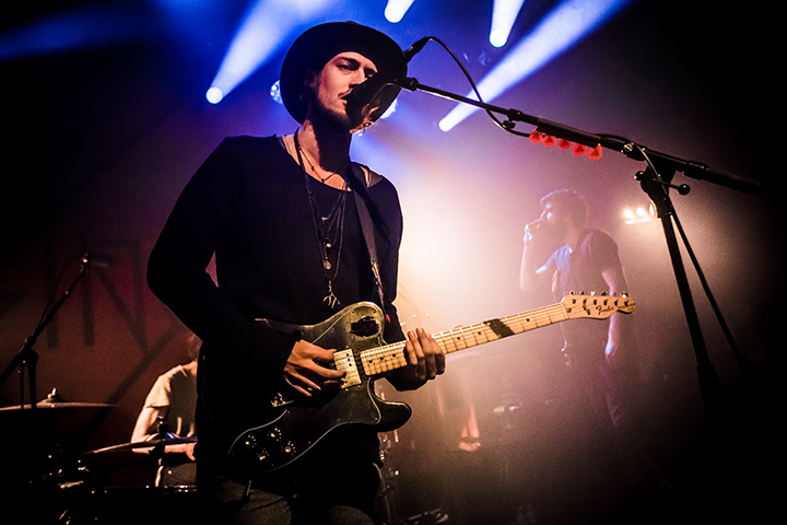 Kensington @ Ancienne Belgique, picture 7, photographed by Elke Briers - FrontView Magazine
