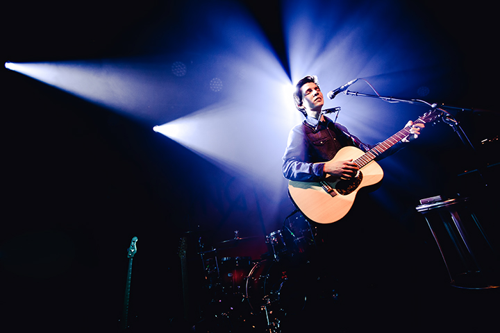 Milo Meskens @ Ancienne Belgique, picture 4, photographed by Elke Briers - FrontView Magazine