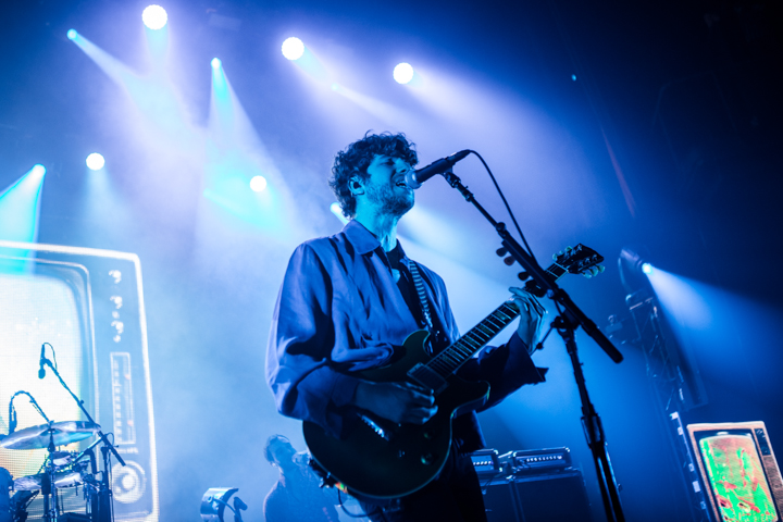 The Kooks @ Koninklijk Circus, picture 3, photographed by Dorien Goetschalckx - FrontView Magazine