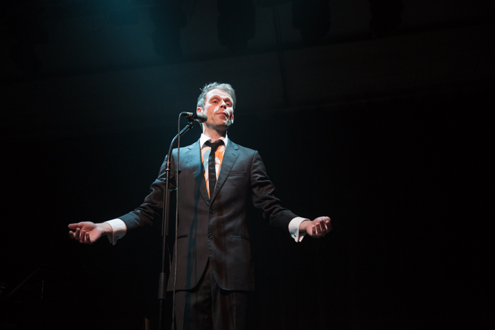 Hommage à Brel @ De Casino St.-Niklaas, picture 7, photographed by Guy Danneels - FrontView Magazine