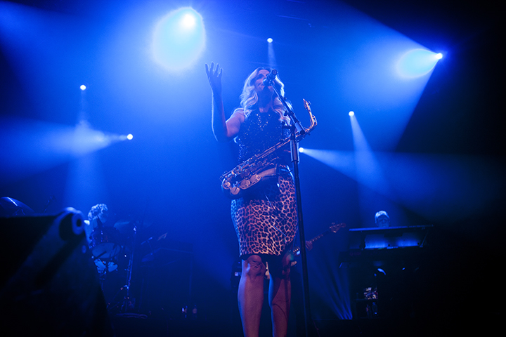 Candy Dulfer @ Het Depot, picture 2, photographed by Kristof Hayen - FrontView Magazine