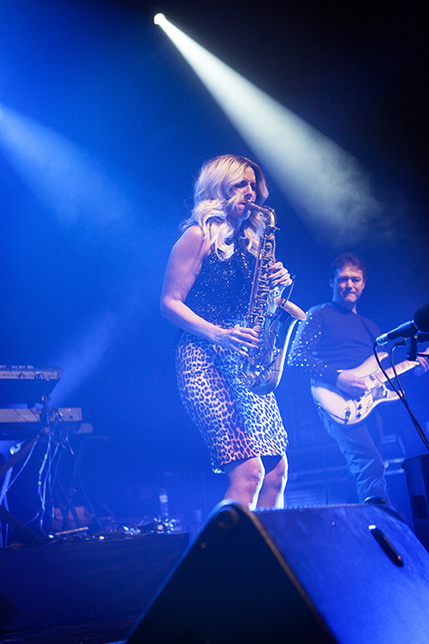 Candy Dulfer @ Het Depot, picture 3, photographed by Kristof Hayen - FrontView Magazine