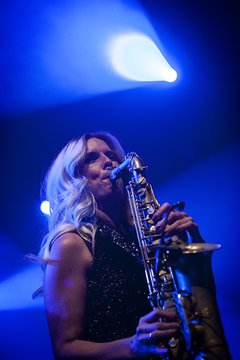 Candy Dulfer @ Het Depot, picture 6, photographed by Kristof Hayen - FrontView Magazine