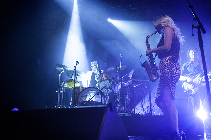 Candy Dulfer @ Het Depot, picture 8, photographed by Kristof Hayen - FrontView Magazine