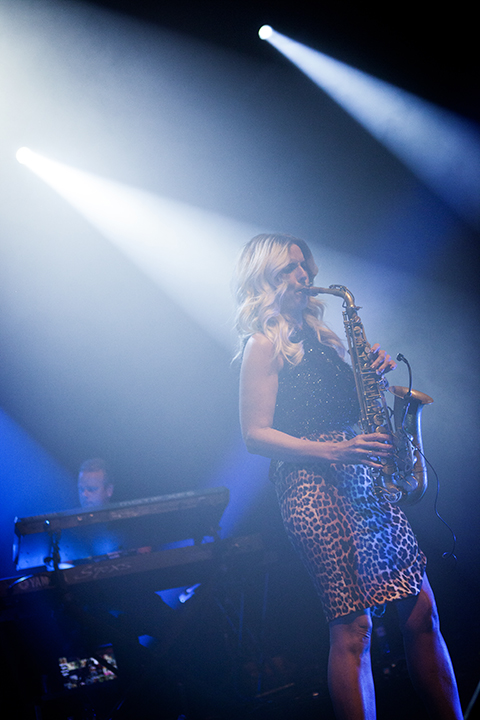 Candy Dulfer @ Het Depot, picture 12, photographed by Kristof Hayen - FrontView Magazine