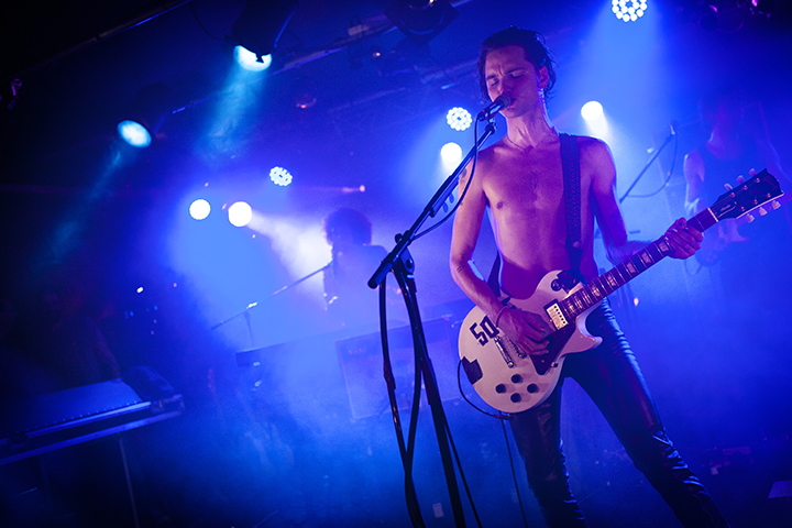 Jett Rebel @ Trix Club, foto 18, foto's door Kristof Hayen - FrontView Magazine