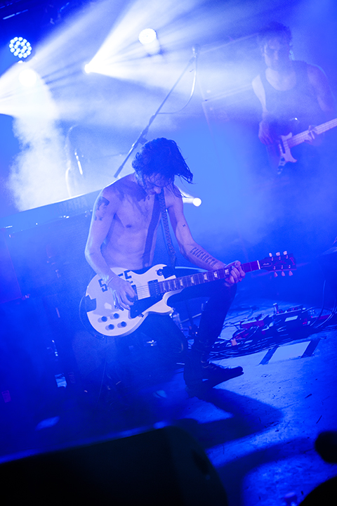 Jett Rebel @ Trix Club, foto 19, foto's door Kristof Hayen - FrontView Magazine