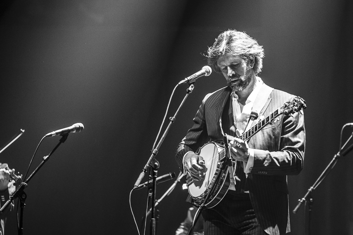 The Broken Circle Breakdown Bluegrass Band @ Muziekgebouw Frits Philips (Eindhoven), picture 1, photographed by Andy Immens - FrontView Magazine