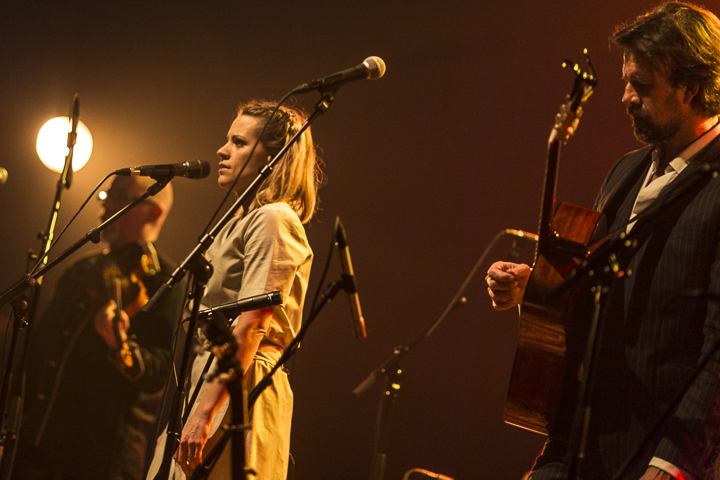 The Broken Circle Breakdown Bluegrass Band @ Muziekgebouw Frits Philips (Eindhoven), picture 6, photographed by Andy Immens - FrontView Magazine
