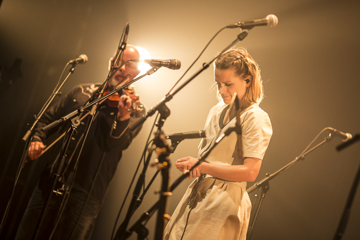The Broken Circle Breakdown Bluegrass Band @ Muziekgebouw Frits Philips (Eindhoven), picture 16, photographed by Andy Immens - FrontView Magazine