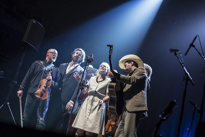The Broken Circle Breakdown Bluegrass Band @ Muziekgebouw Frits Philips (Eindhoven), picture 21, photographed by Andy Immens - FrontView Magazine
