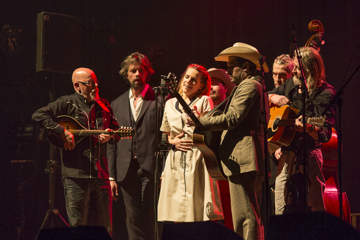 The Broken Circle Breakdown Bluegrass Band @ Muziekgebouw Frits Philips (Eindhoven), picture 23, photographed by Andy Immens - FrontView Magazine