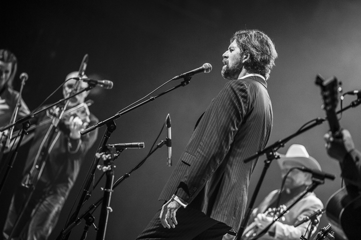 The Broken Circle Breakdown Bluegrass Band @ Muziekgebouw Frits Philips (Eindhoven), picture 38, photographed by Andy Immens - FrontView Magazine