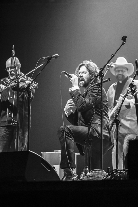 The Broken Circle Breakdown Bluegrass Band @ Muziekgebouw Frits Philips (Eindhoven), picture 42, photographed by Andy Immens - FrontView Magazine