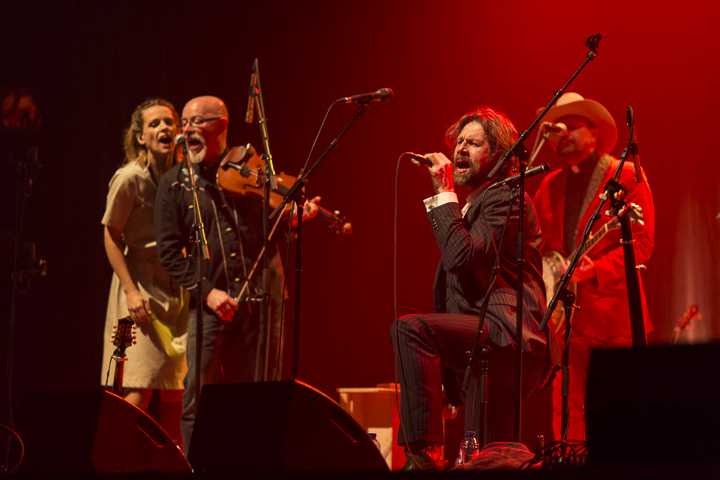 The Broken Circle Breakdown Bluegrass Band @ Muziekgebouw Frits Philips (Eindhoven), picture 43, photographed by Andy Immens - FrontView Magazine