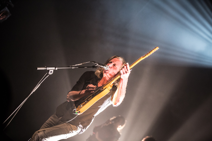 The Scabs @ Ethias Theater Hasselt, picture 10, photographed by Freya Goossens - FrontView Magazine